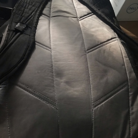 Pre-Loved Under Amour Backpack - Picture 4 of 4